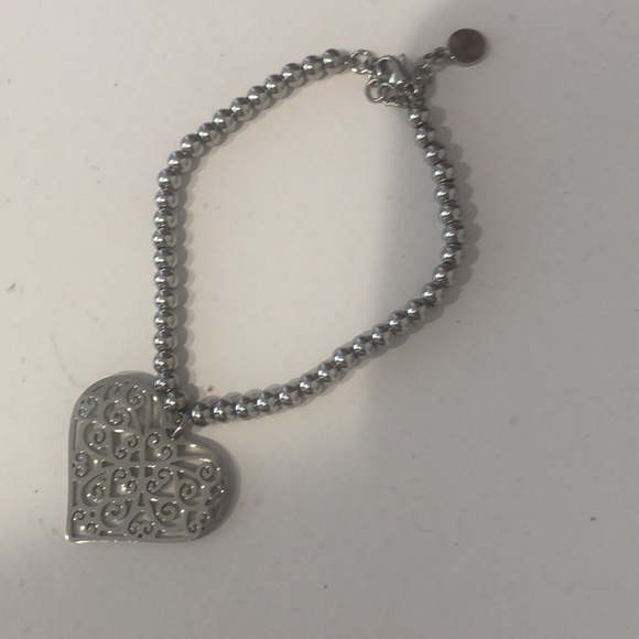 Silver bracelet with heart - Picture 2 of 2
